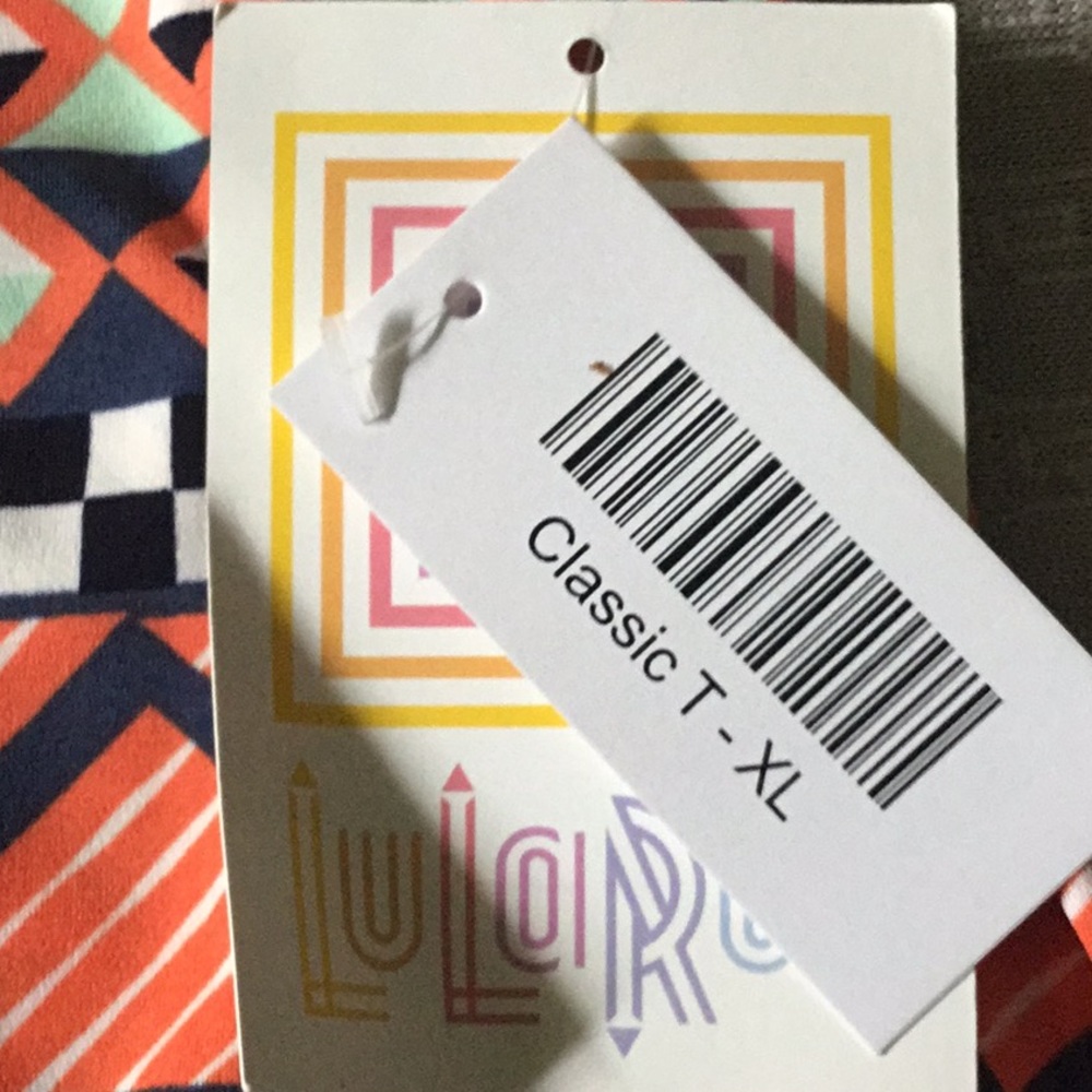 Lularoe - Picture 3 of 3